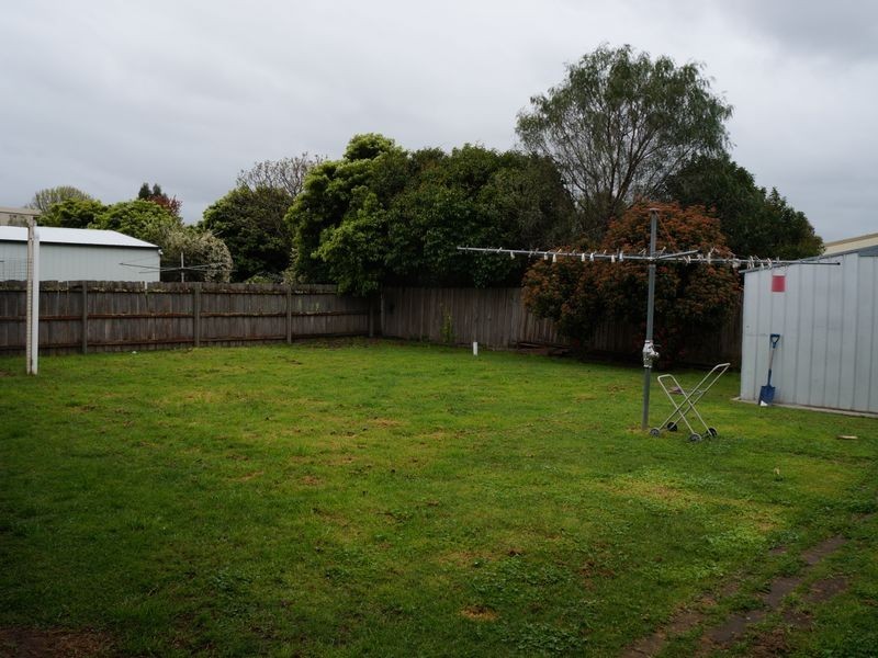 8 McFarlane Street, Stratford VIC 3862