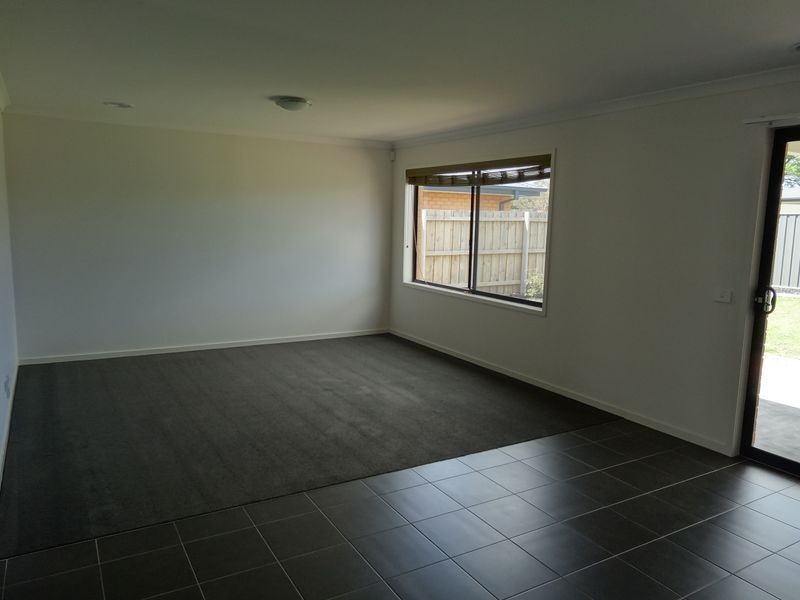 49 Woondella Blvd, Sale VIC 3850