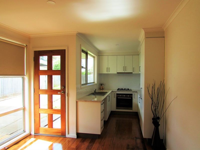 75 Jackson Avenue, Sale VIC 3850