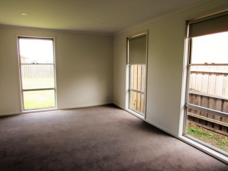 75 Jackson Avenue, Sale VIC 3850