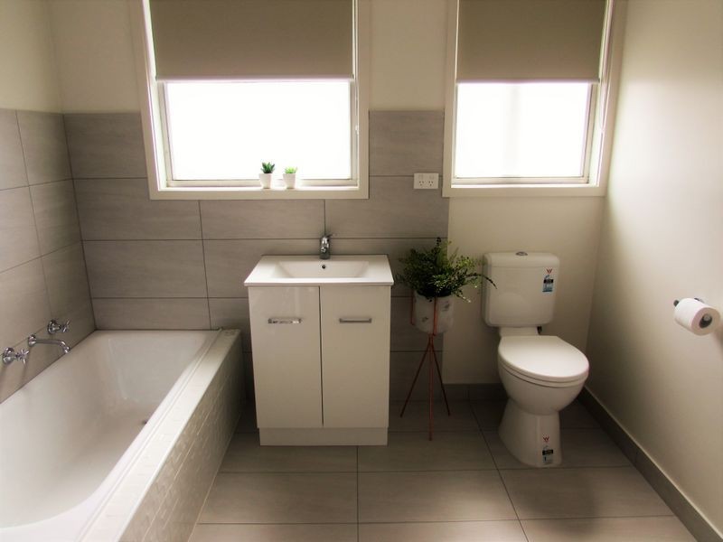 75 Jackson Avenue, Sale VIC 3850