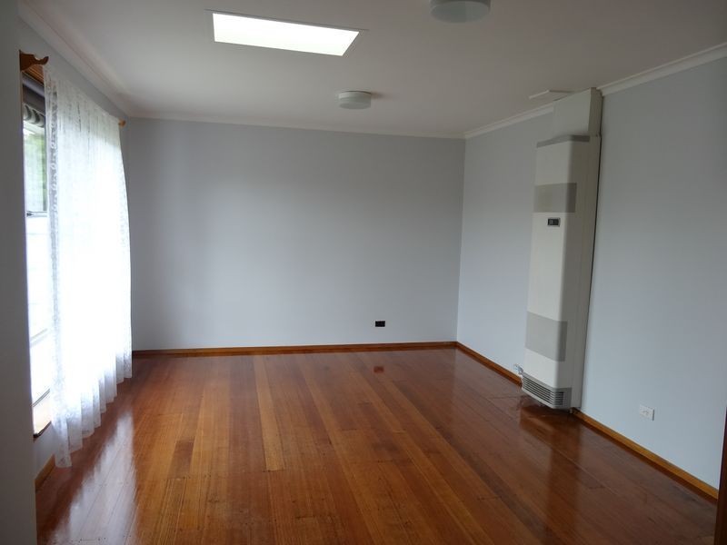 24 Weir Street, Sale VIC 3850