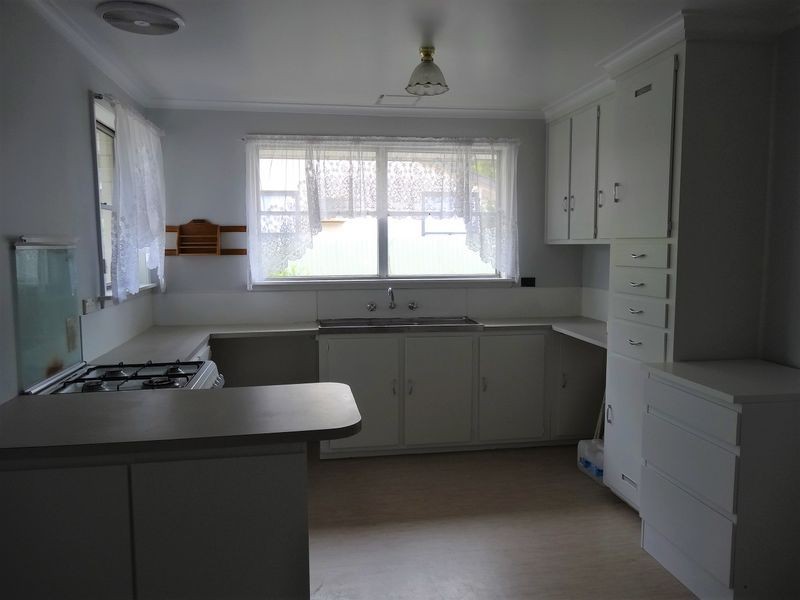 24 Weir Street, Sale VIC 3850