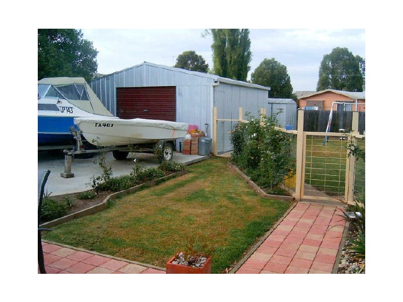 26 Buckley Street, Stratford VIC 3862