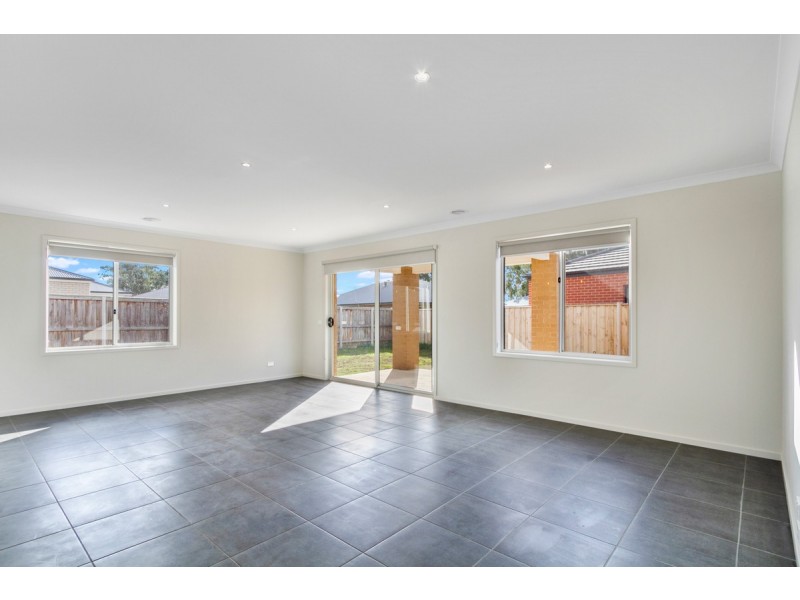 14 Redgum Court, Sale VIC 3850