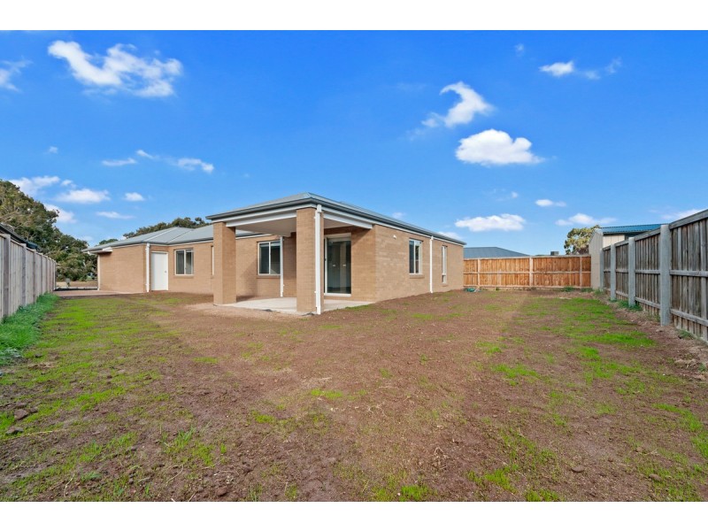 14 Redgum Court, Sale VIC 3850
