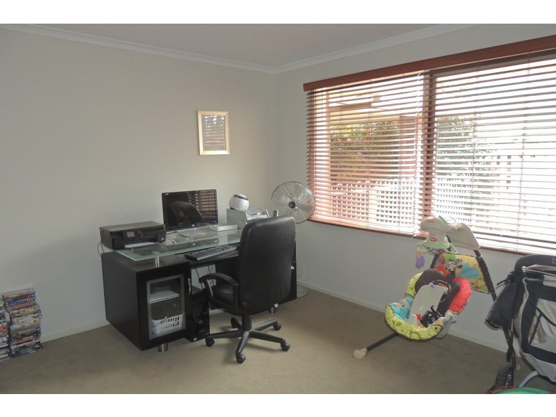 6 Leahe Close, Sale VIC 3850