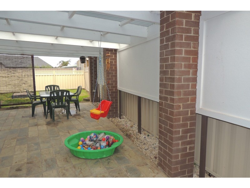 6 Leahe Close, Sale VIC 3850