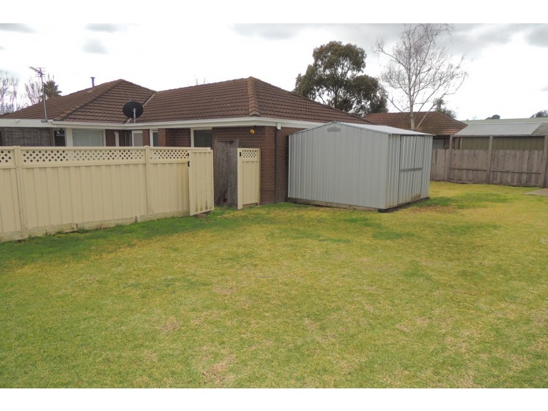 6 Leahe Close, Sale VIC 3850