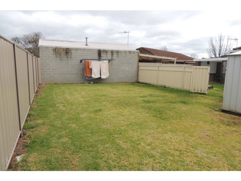 6 Leahe Close, Sale VIC 3850