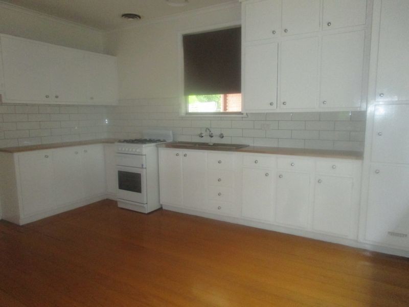 42 Stead Street, Sale VIC 3850