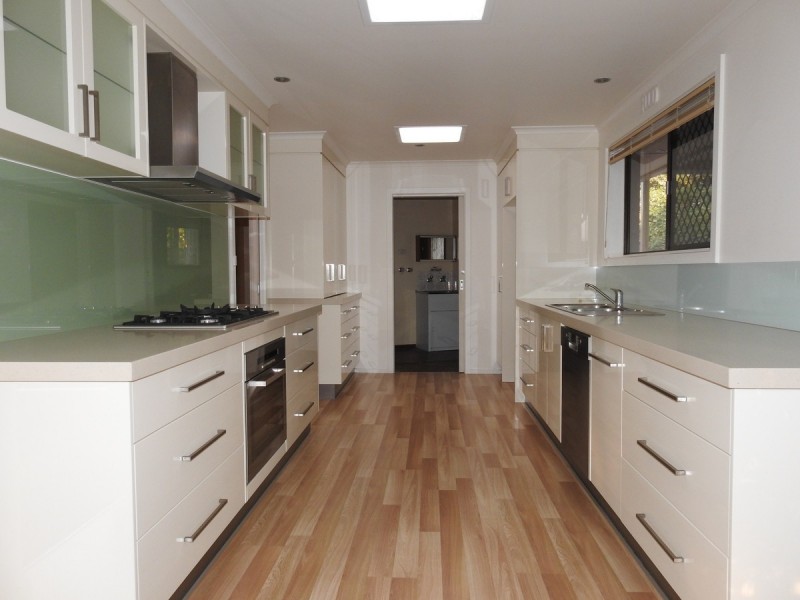 10 Antares Avenue, Sale VIC 3850