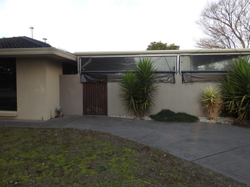 10 Antares Avenue, Sale VIC 3850