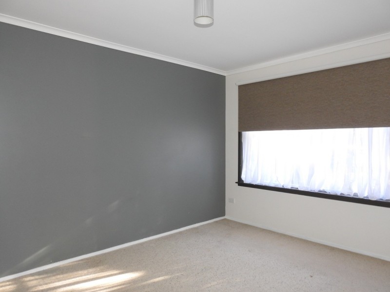 12 Treloar Street, Sale VIC 3850