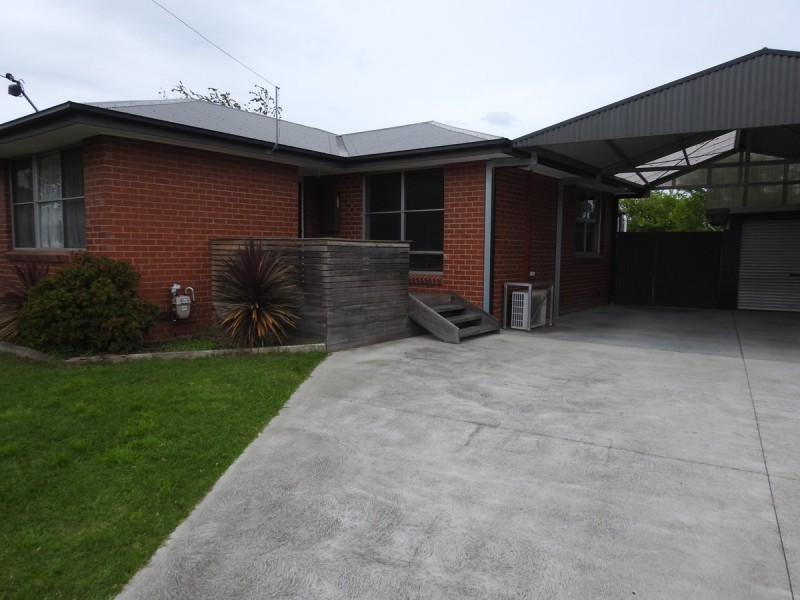 16 Glomar Grove, Sale VIC 3850