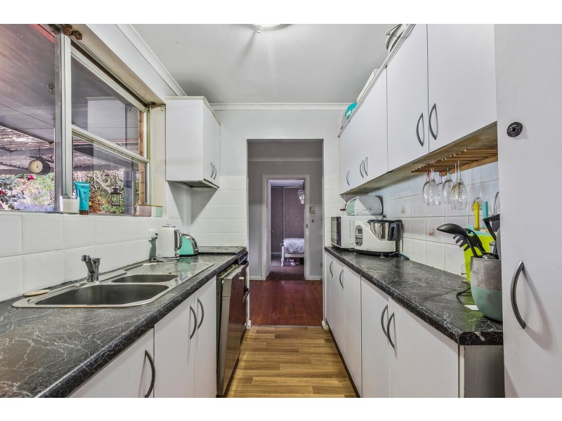 43 Gibsons Road, Sale VIC 3850