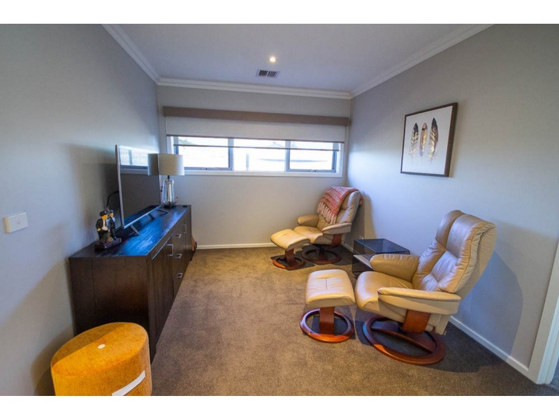 13 Glebe Drive, Sale VIC 3850