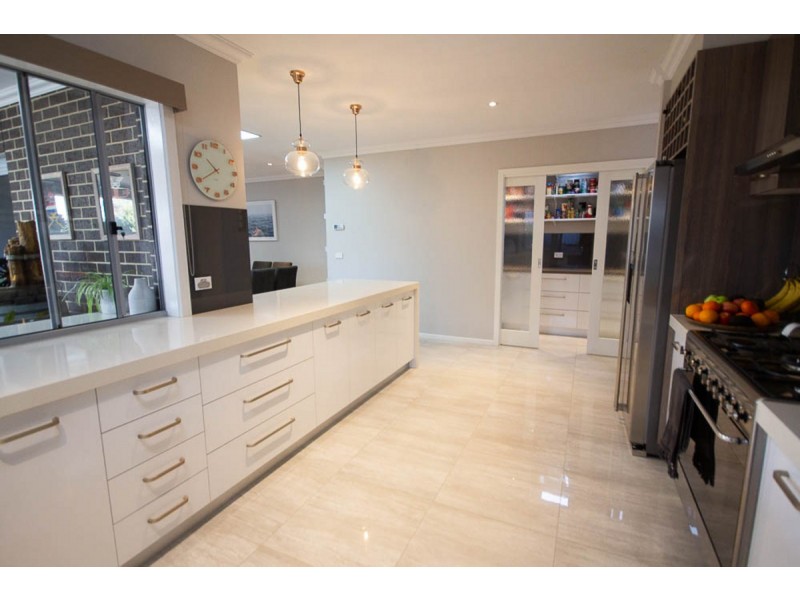 13 Glebe Drive, Sale VIC 3850