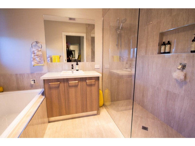 13 Glebe Drive, Sale VIC 3850