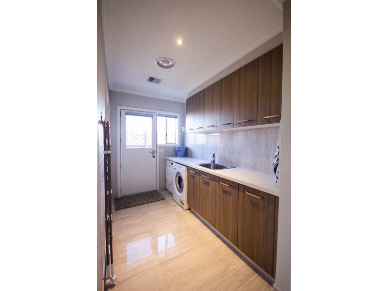 13 Glebe Drive, Sale VIC 3850