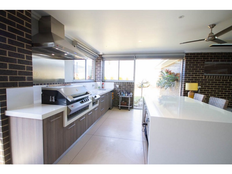 13 Glebe Drive, Sale VIC 3850