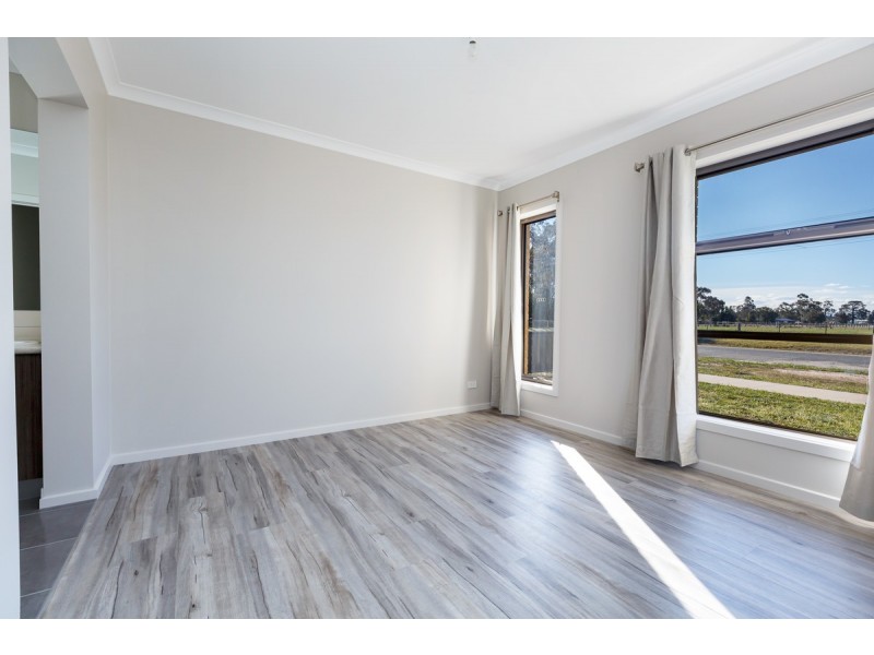 50 Hobson Street, Stratford VIC 3862