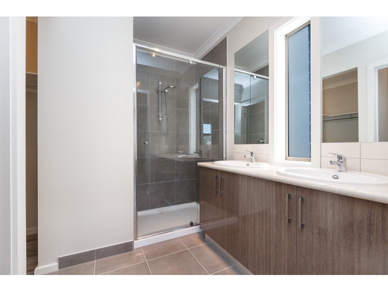 50 Hobson Street, Stratford VIC 3862