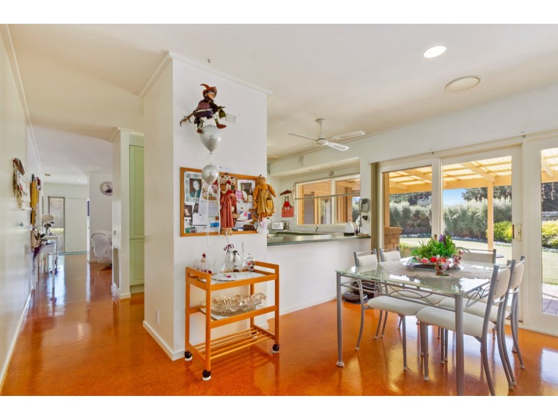 10 Hakea Court, Sale VIC 3850