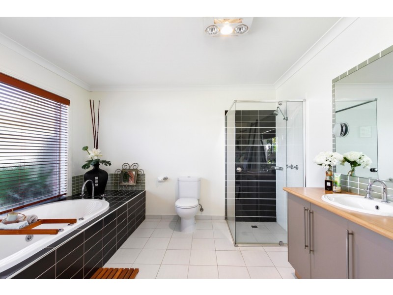 48 Mark Avenue, Sale VIC 3850