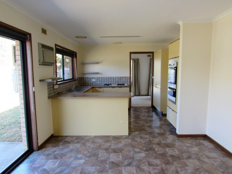 1 Ivy Court, Sale VIC 3850