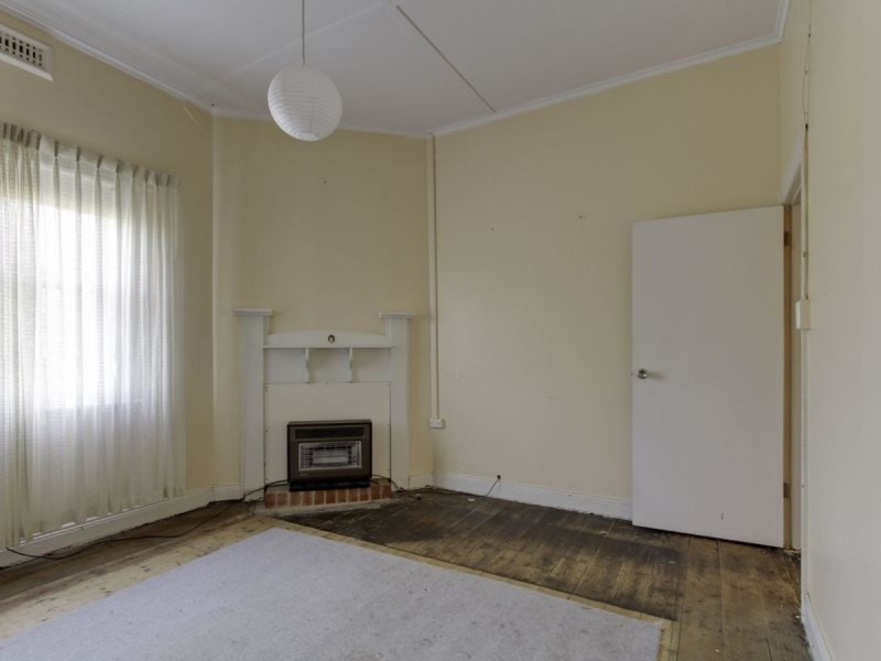 2 Mcfarlane Street, Stratford VIC 3862