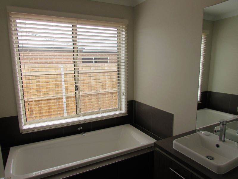 81 Hobson Street, Stratford VIC 3862