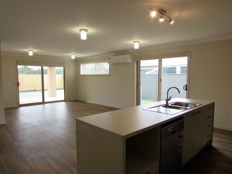 81 Hobson Street, Stratford VIC 3862