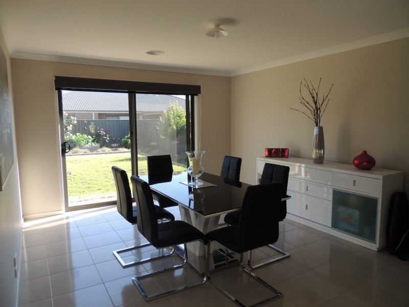 1B Rachel Court, Sale VIC 3850