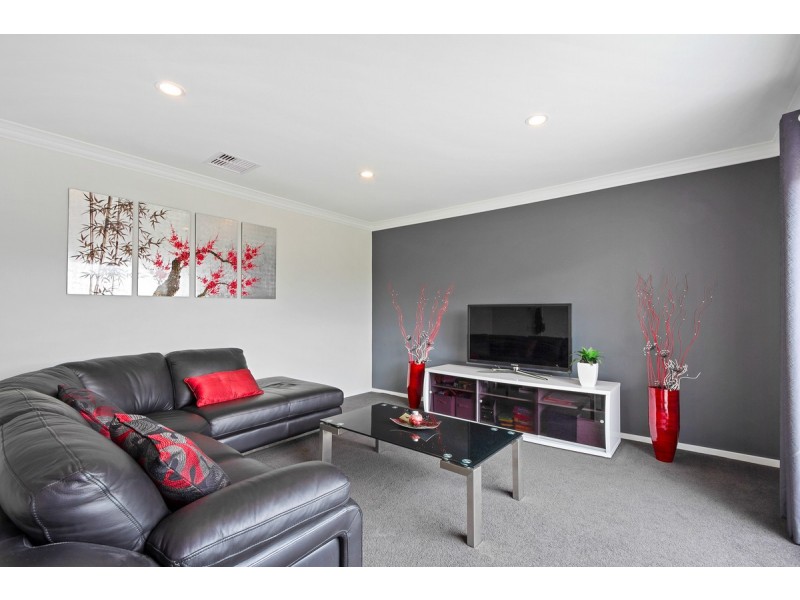 27 The Boulevard, Sale VIC 3850