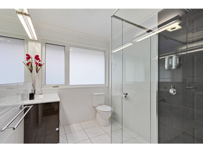 27 The Boulevard, Sale VIC 3850