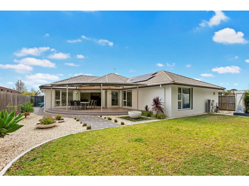 27 The Boulevard, Sale VIC 3850