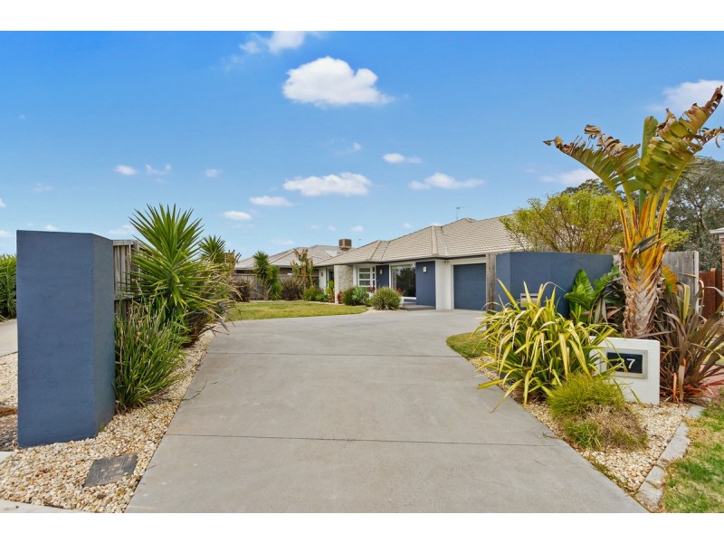 27 The Boulevard, Sale VIC 3850