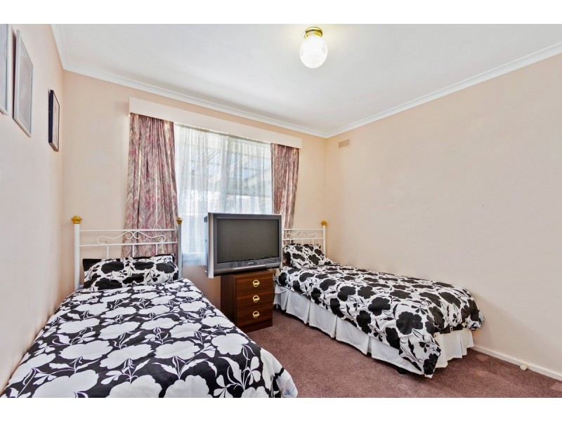 56 McFarlane Street, Stratford VIC 3862