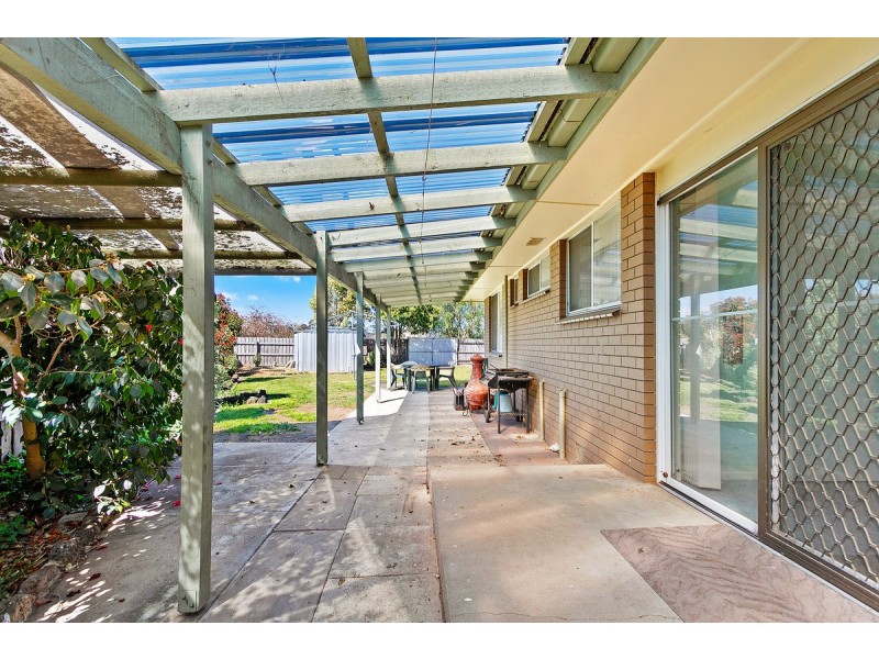 56 McFarlane Street, Stratford VIC 3862