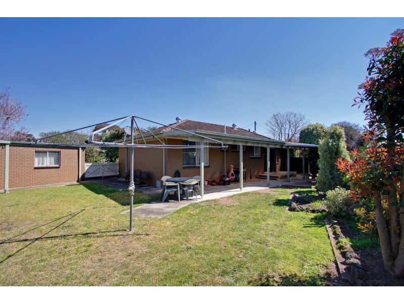 56 McFarlane Street, Stratford VIC 3862