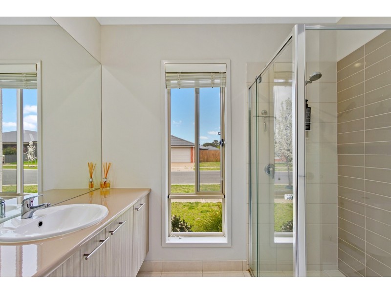 7 Kurrajong Place, Sale VIC 3850