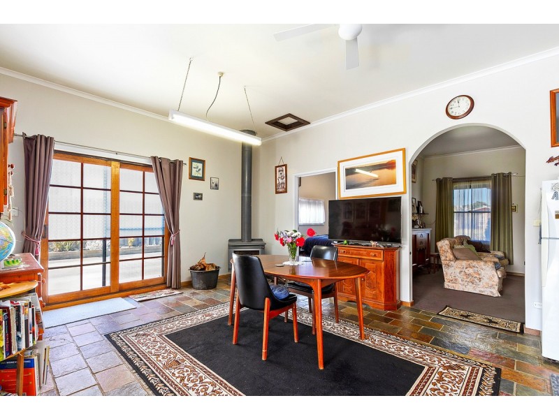 21 Jones Street, Stratford VIC 3862