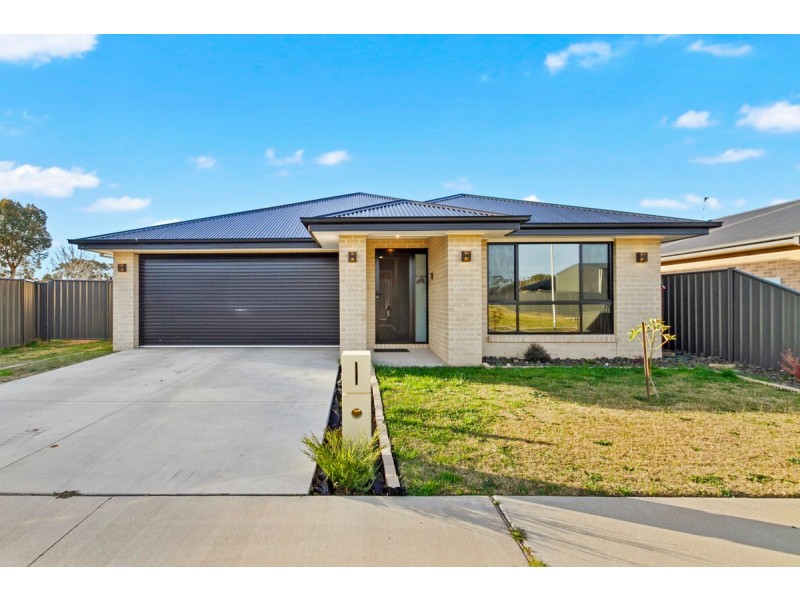 6 Pruden Court, Stratford VIC 3862