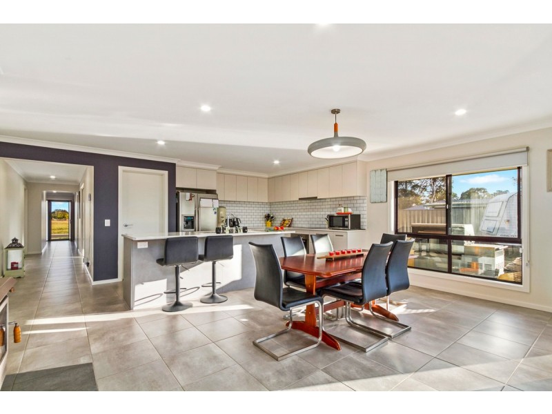 6 Pruden Court, Stratford VIC 3862