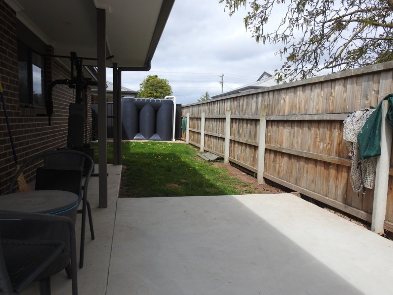 1B Nicholson Street, Sale VIC 3850