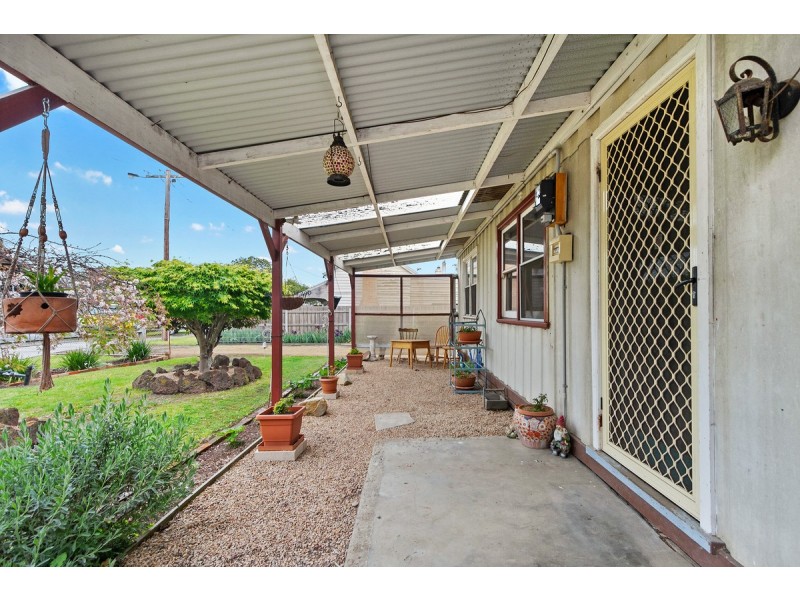7 Dixon Street, Stratford VIC 3862