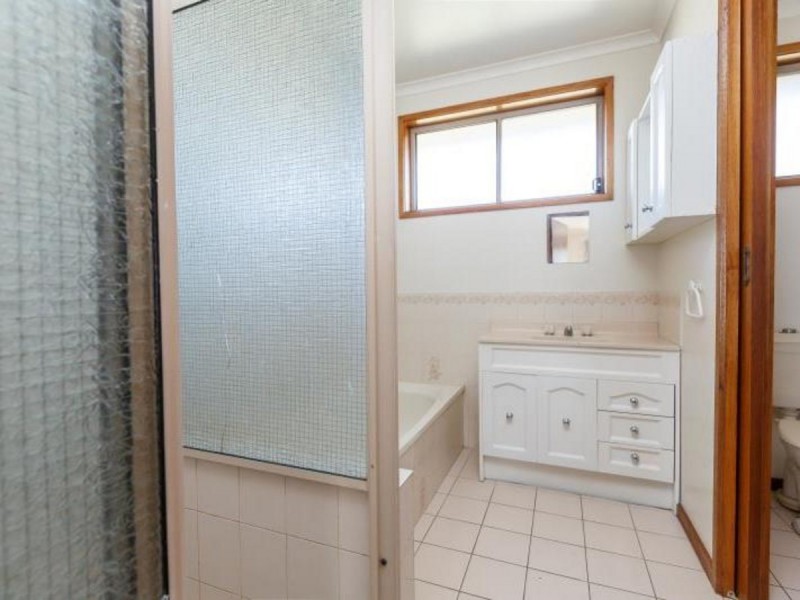 7 Glass Street, Sale VIC 3850