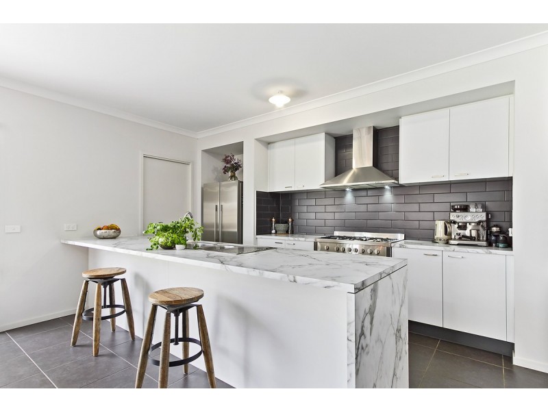 16 Redgum Court, Sale VIC 3850