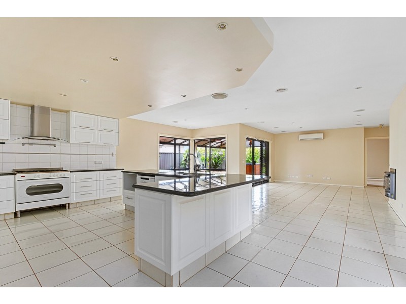 22 Krista Court, Sale VIC 3850